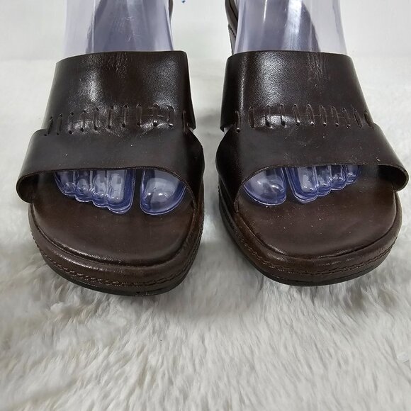 Zu Chocolate Brown Leather Whipstitch Slide On Heeleed Sandal Size 9 - Picture 3 of 15